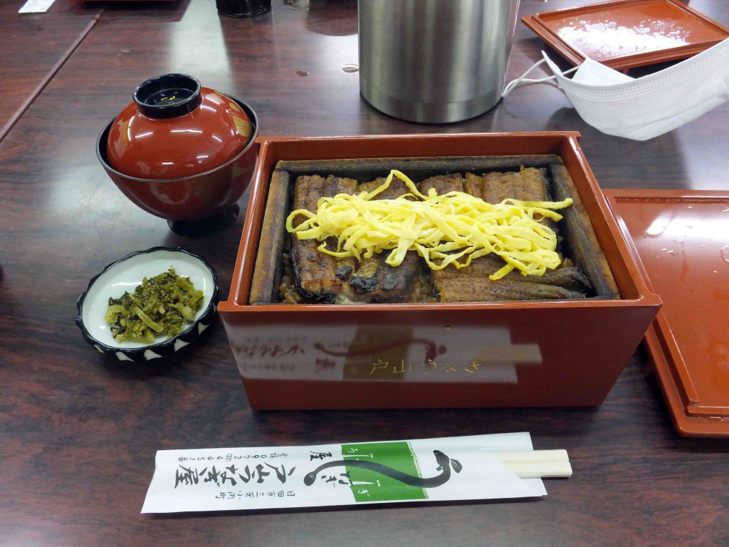 うなぎのせいろ蒸し